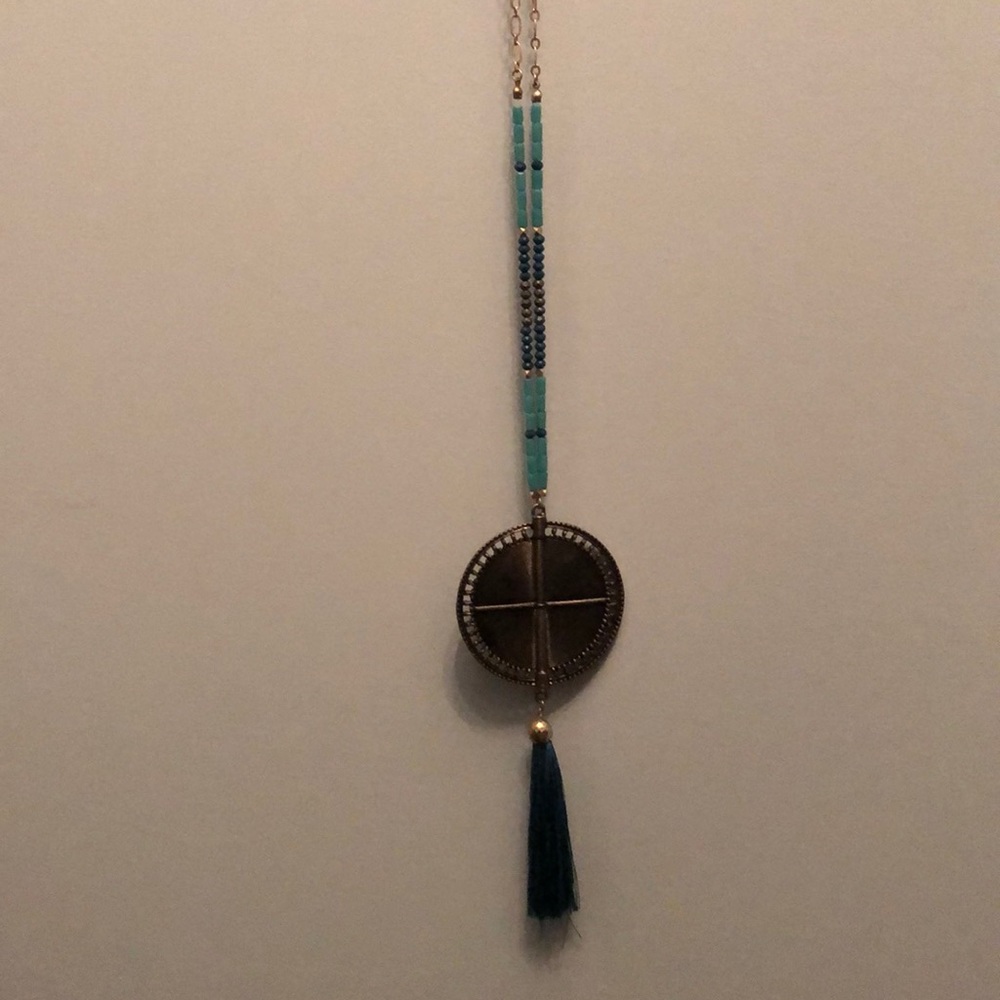Long statement necklace - Picture 3 of 3